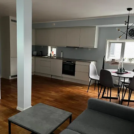 Modern With Carport Near And Airport * Tromso