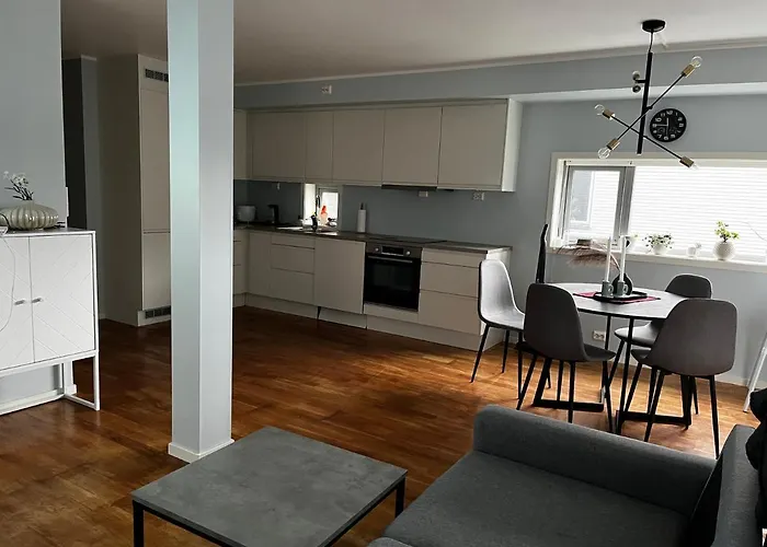 Modern With Carport Near And Airport * Tromsø