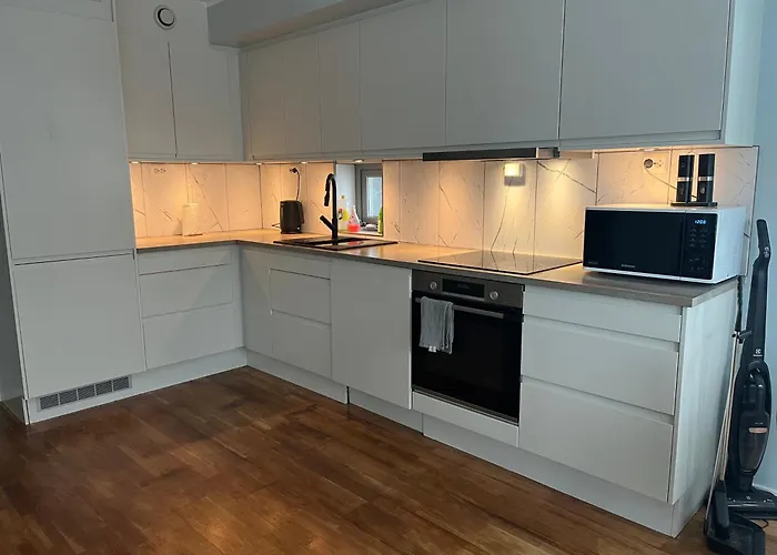 Appartamento Modern With Carport Near And Airport